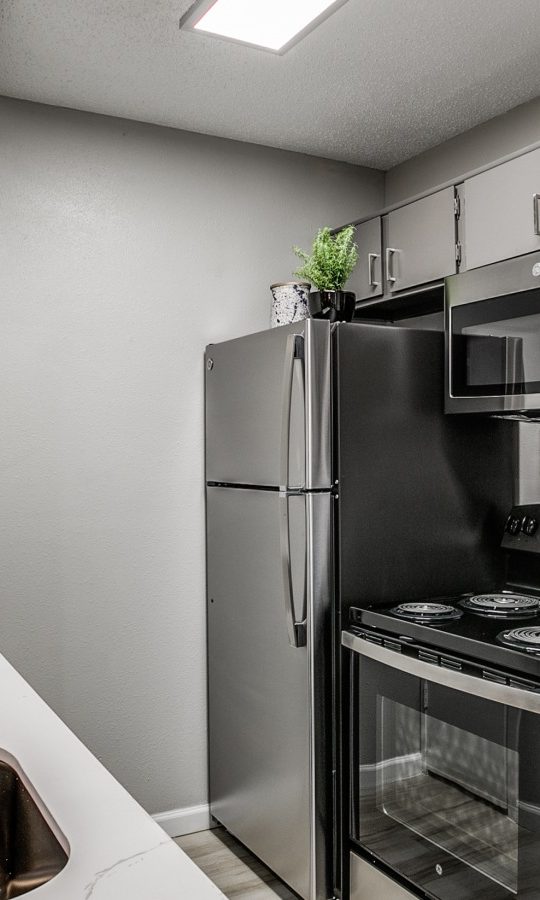 Luxury Apartment Amenities at Melville